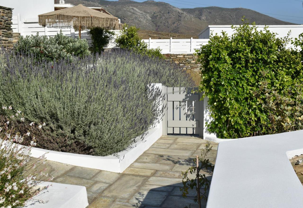 Ursa Major Suites Tinos Екстер'єр фото