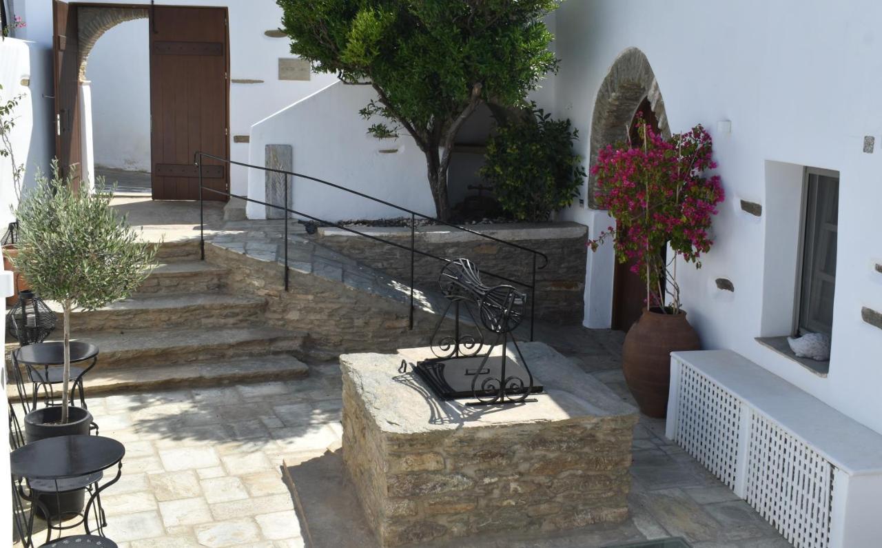 Ursa Major Suites Tinos Екстер'єр фото