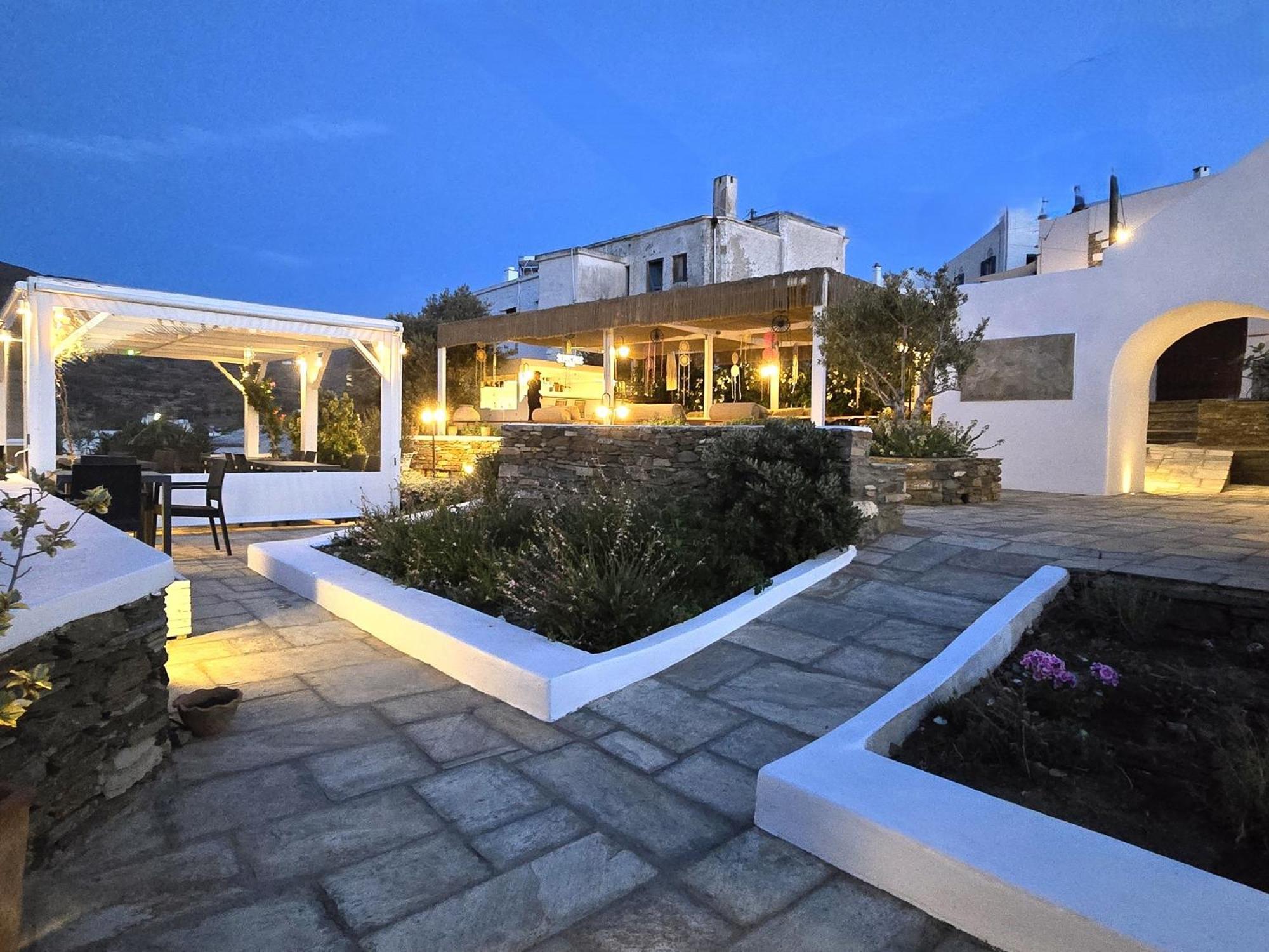 Ursa Major Suites Tinos Екстер'єр фото